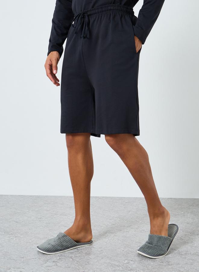 ستايلي طقم بيجاما من تيشيرت محبوك وشورت - Image 3